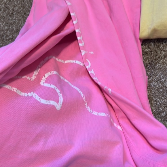 2 long sleeve vineyard vine T-shirts - Picture 5 of 5